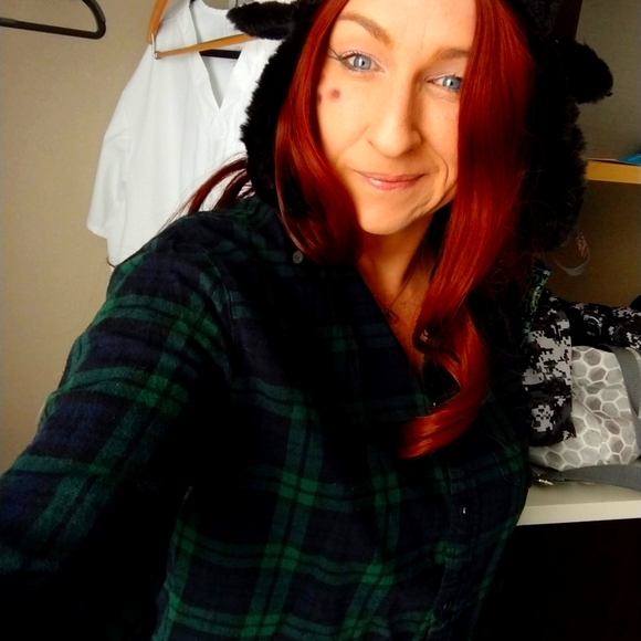 Meet your Posher, Melissa - Picture 1 of 1